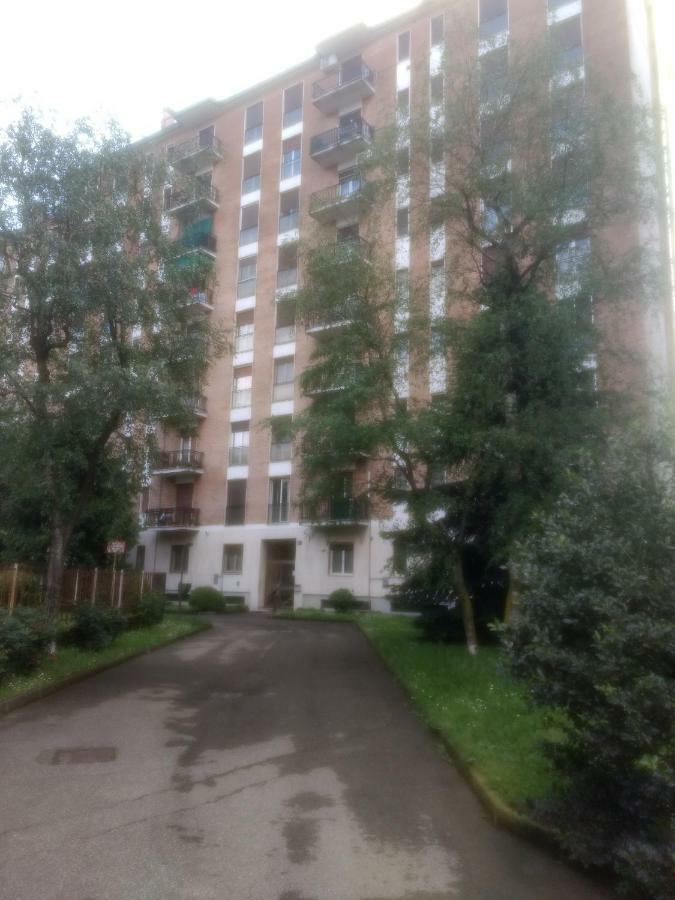 Milano Easy Lägenhet San Donato Milanese Exteriör bild